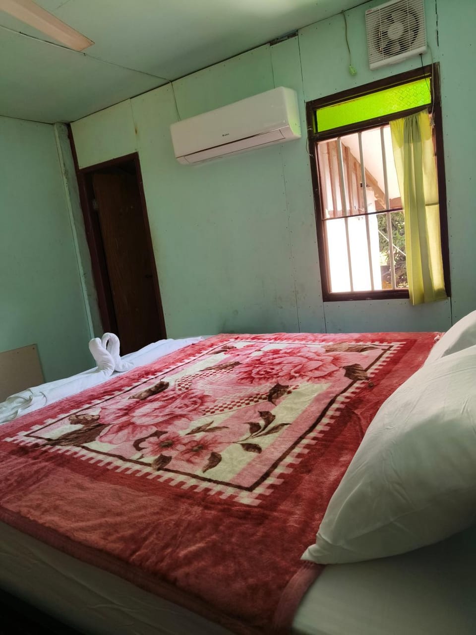 Noupad sunset Guesthouse Bed and Breakfast in Cambodia