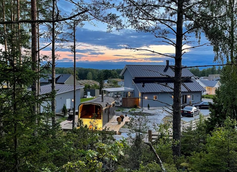 Property building, Natural landscape, Garden, Sauna