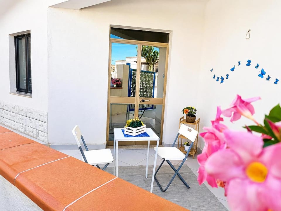 Per Famiglie ed Amici a 3 minuti a piedi dal mare Rosso Corallo Alcamo Marina Apartment in Alcamo
