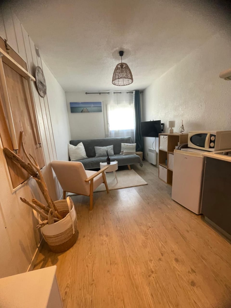 Studio cosy avec piscine et parking à Gruissan Apartment in Gruissan
