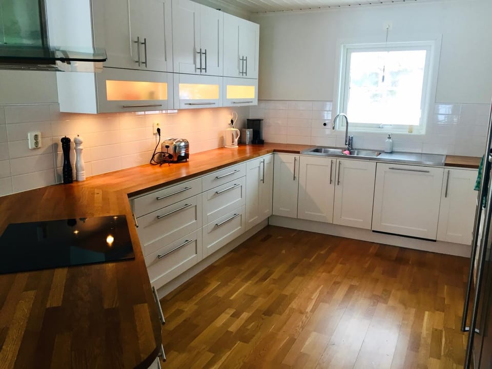 City, Exklusivt, Strandnära, Spabad i Piteå Villa in Norrbotten County, Sweden