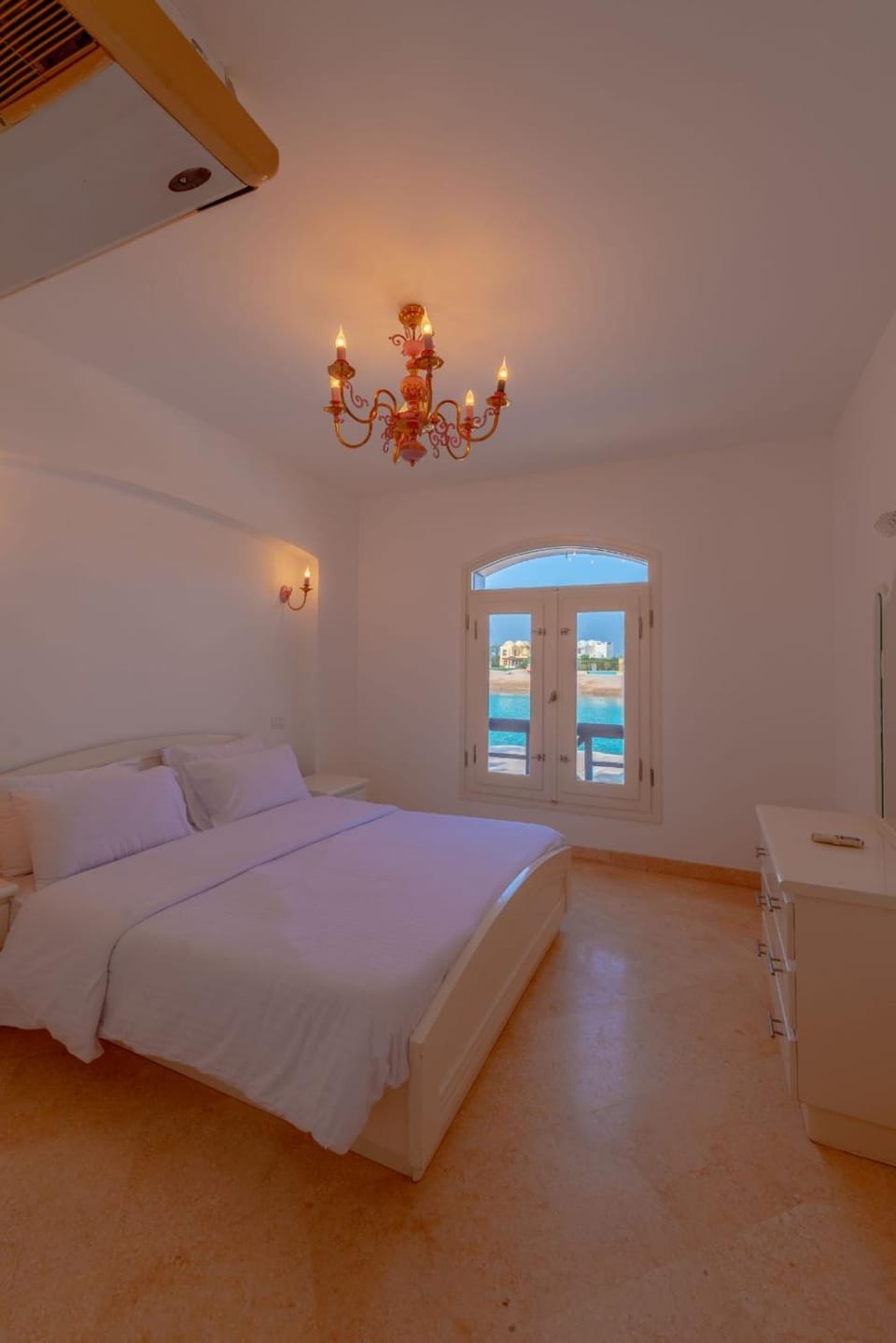 Bed, Bedroom, air conditioner