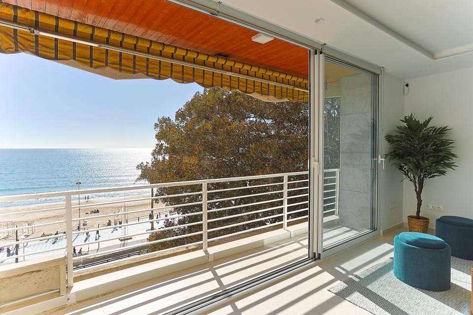 Balcony/Terrace, Beach, Sea view
