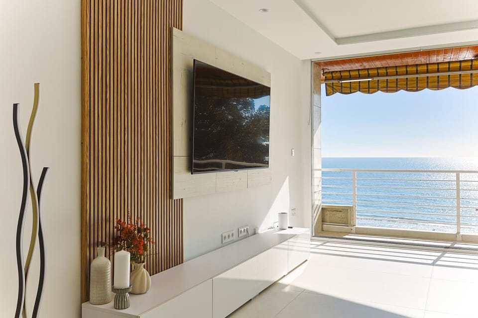 TV and multimedia, Balcony/Terrace, Sea view