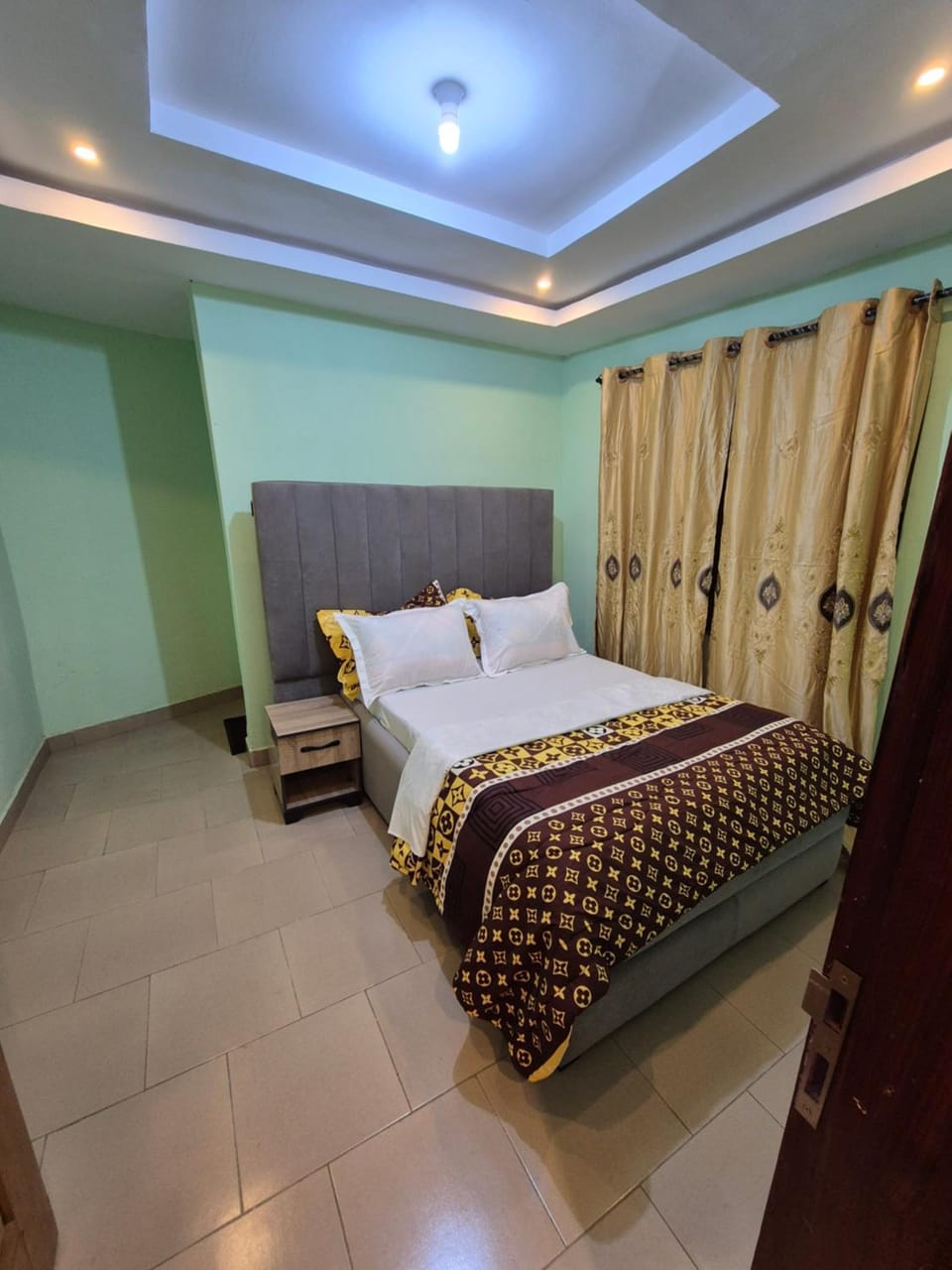 G and E Guesthouse Apartment in Littoral Region, Cameroon