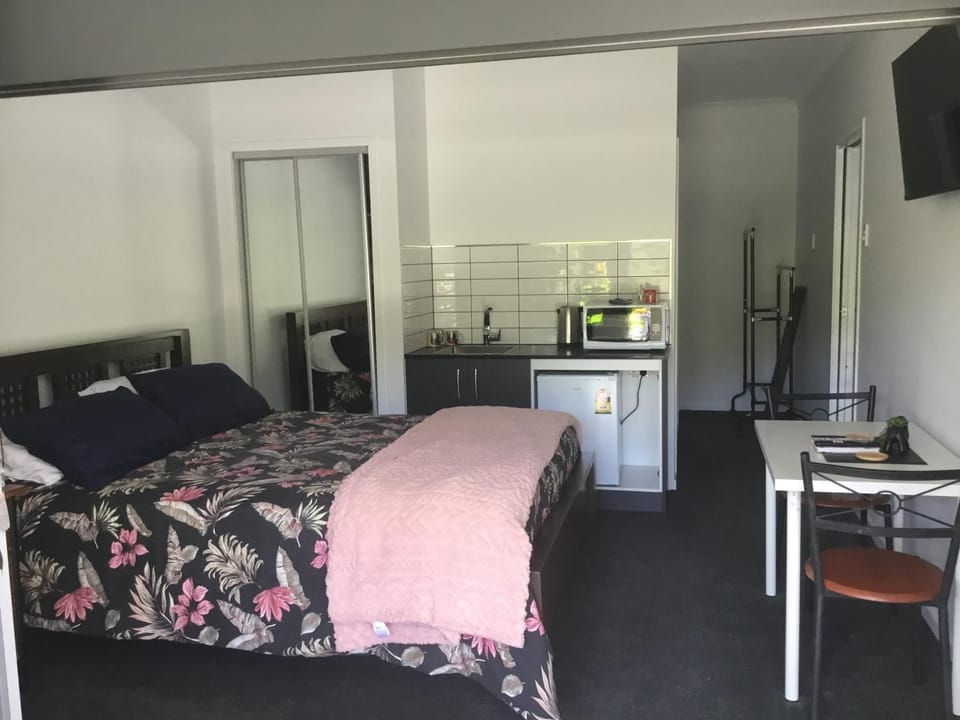 Bed, TV and multimedia