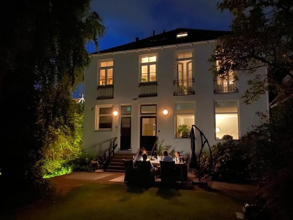 Unique B&B, in the Historic City Centre of Edam Bed and Breakfast in Volendam