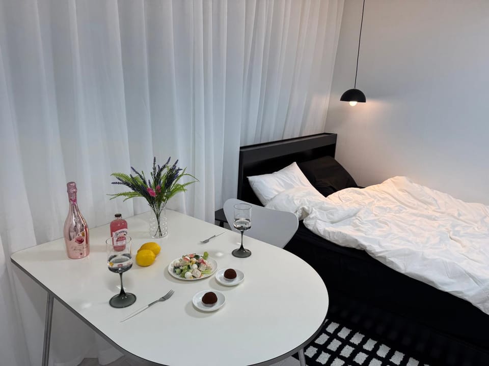 Hi Seoul Nonhyeon Apartment in Seoul