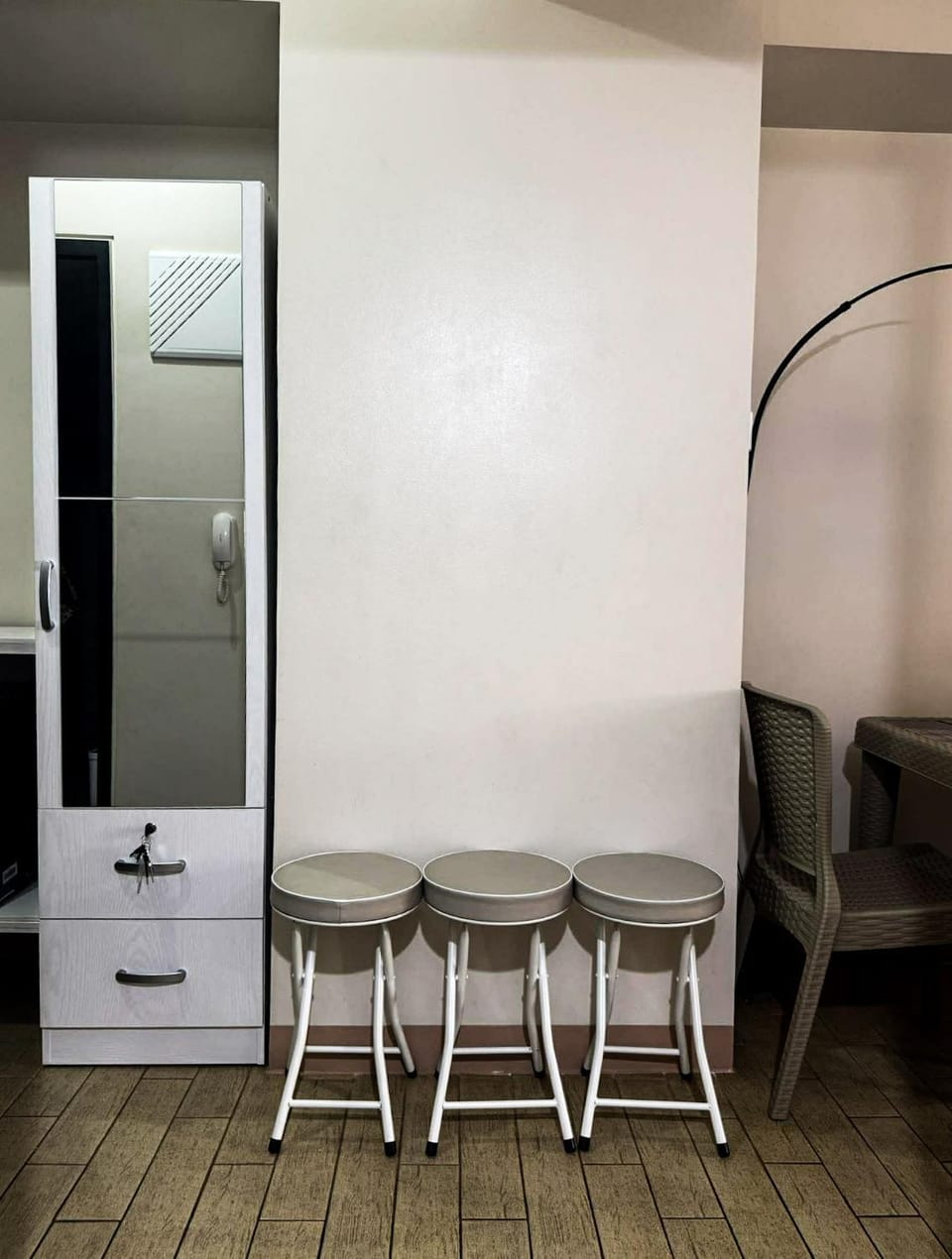 Staycation in Manhattan near Smart Araneta Apartment hotel in Pasig