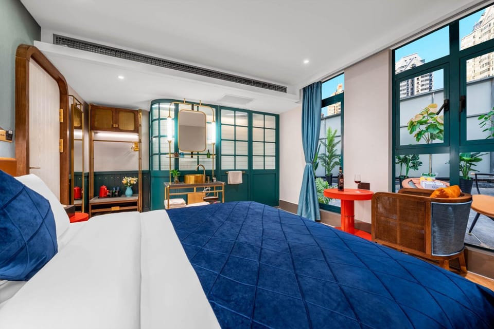 Bed, Photo of the whole room
