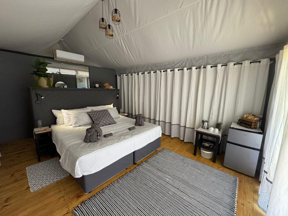 Jacil Riverside Accommodation Luxury tent in Gauteng