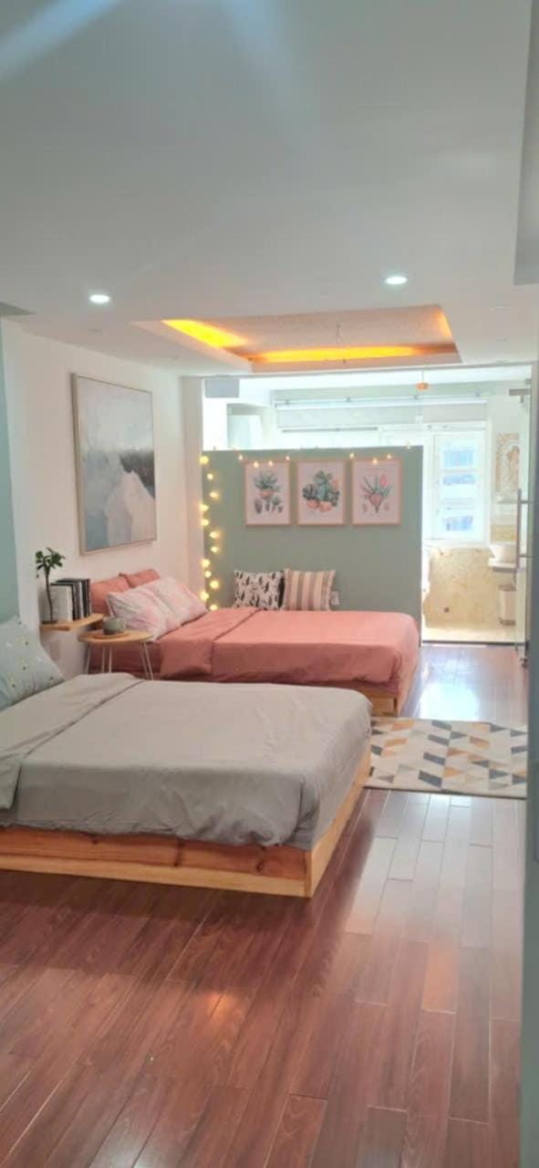 Communal lounge/ TV room, Bed, Decorative detail, Seating area, On site
