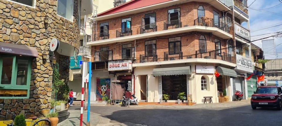 Khu Hòa Bình Apartment hotel in Dalat