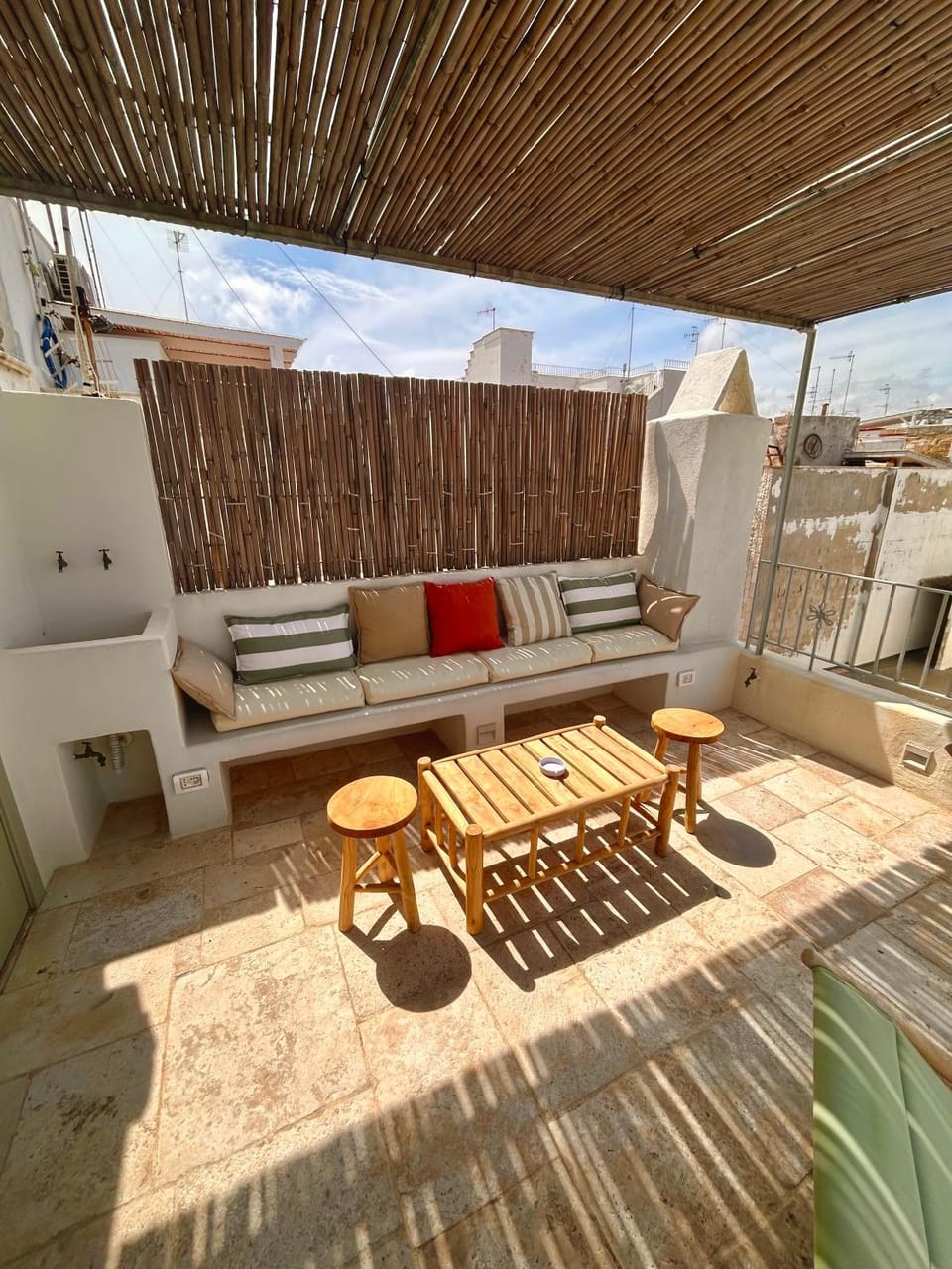 Day, Balcony/Terrace, Seating area