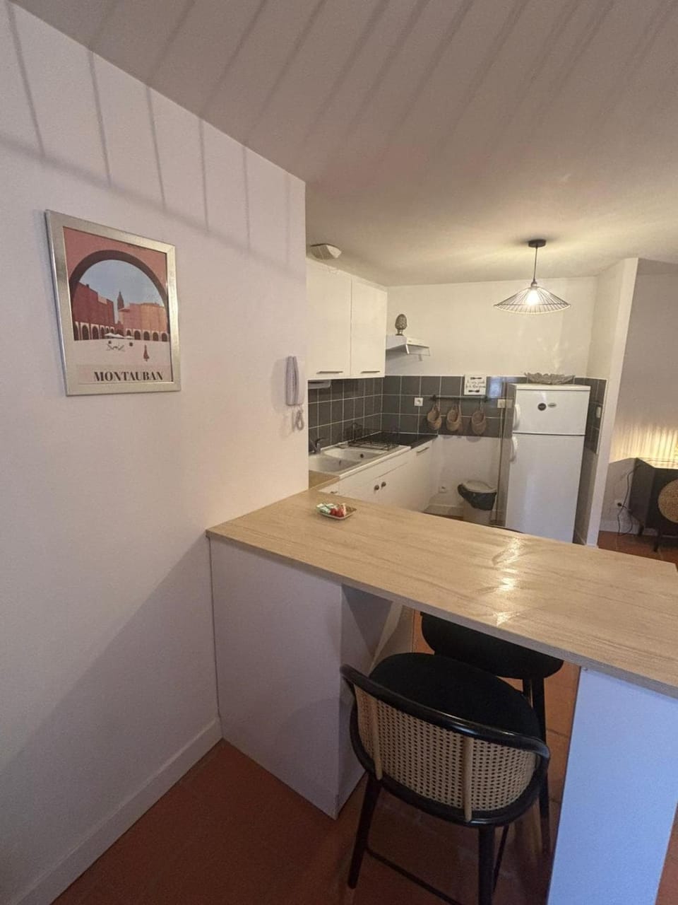 Kitchen or kitchenette, Dining area, minibar, oven, pet friendly, stove