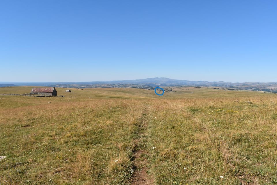 Cheylade - Buron de Cachebroche proche Puy Mary House in Auvergne-Rhône-Alpes