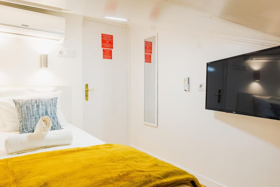 Quartos - Almirante Reis 4 Andar Vacation rental in Lisbon