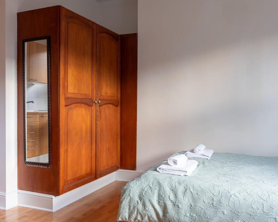 Bed, wardrobe