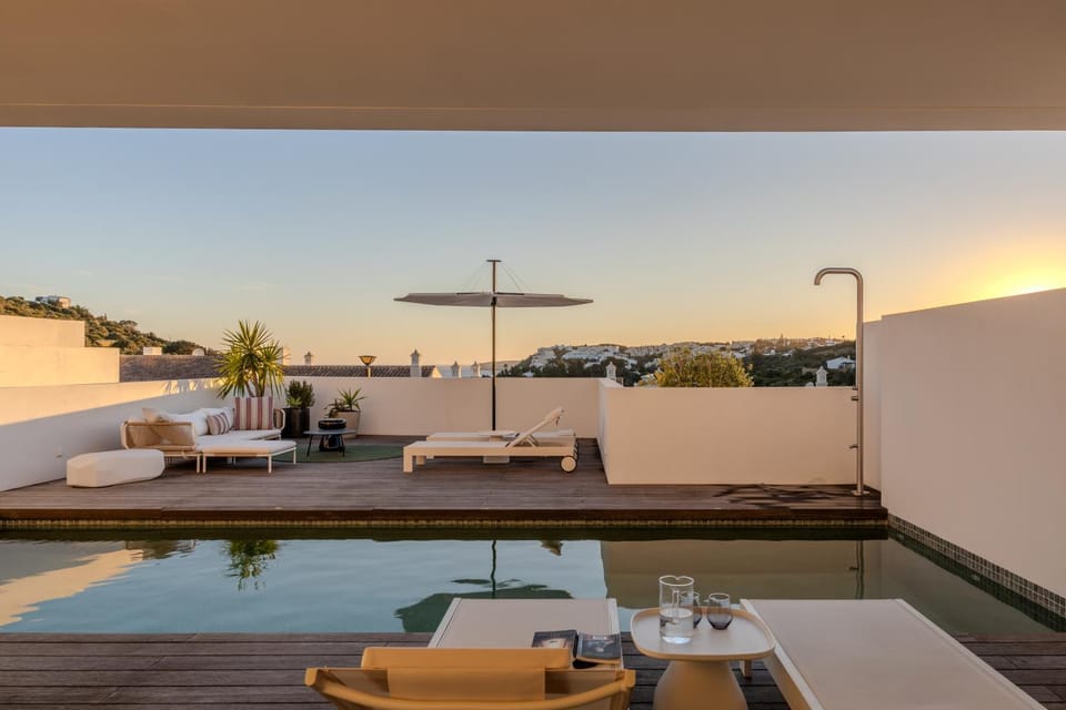 Villa Horizonte Pool & Ocean View Salema Villa in Faro District
