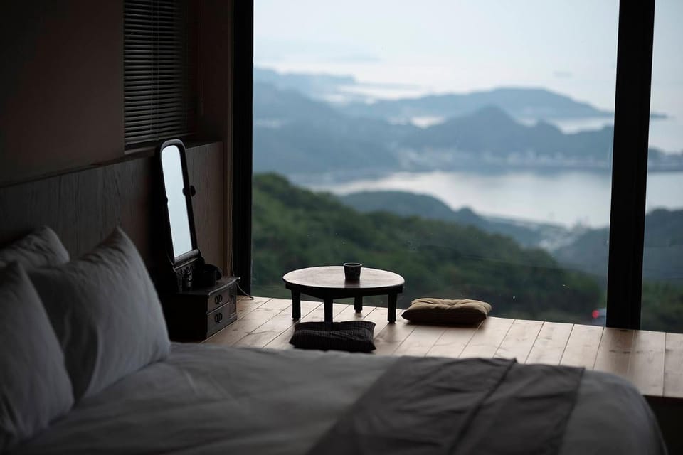 Natural landscape, Photo of the whole room
