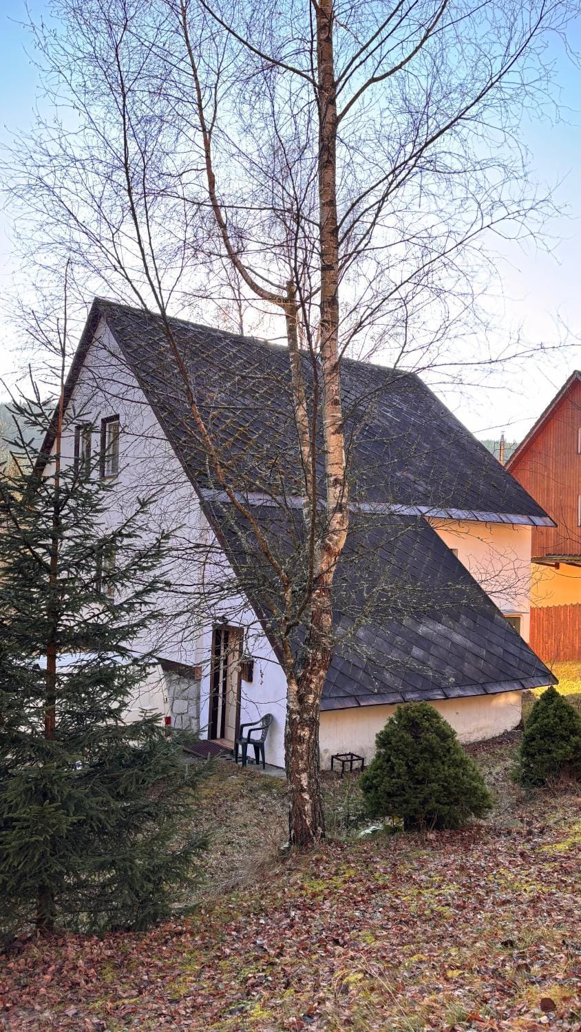 Property building, Day, Natural landscape