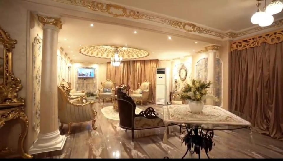 الشيخ زايد الحي الثامن Apartment in Egypt