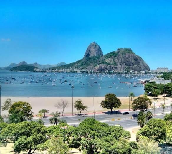 Praia de Botafogo - Apartamento a 5 min do metrô Apartment in Santa Teresa