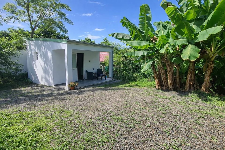 Kaza Domi studio Apartment in Martinique