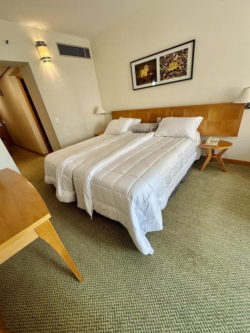 Bed, Bedroom, air conditioner