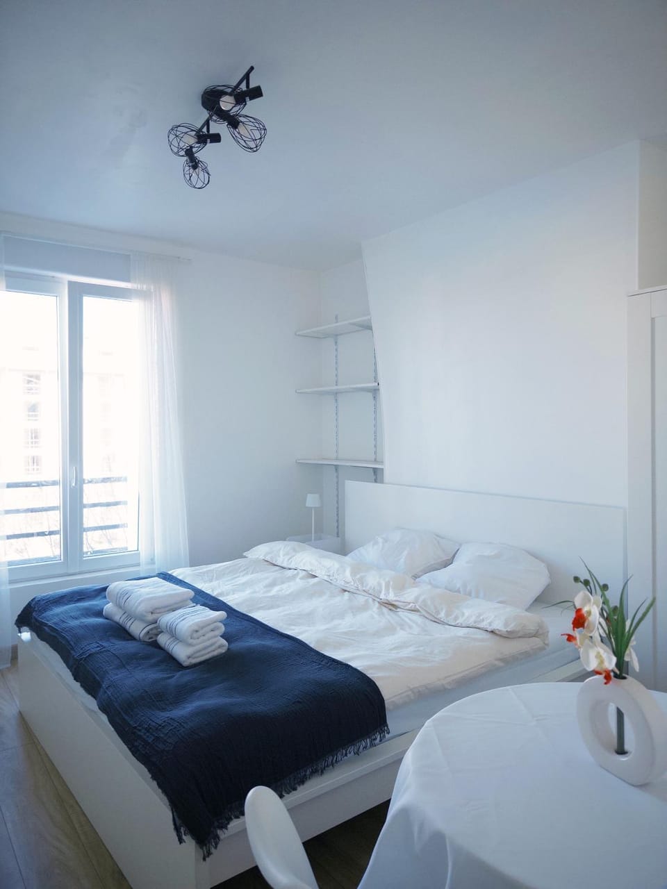 Comfortable 64 m2 Apt near Stade de France Self Check in Apartment in Saint-Denis, France
