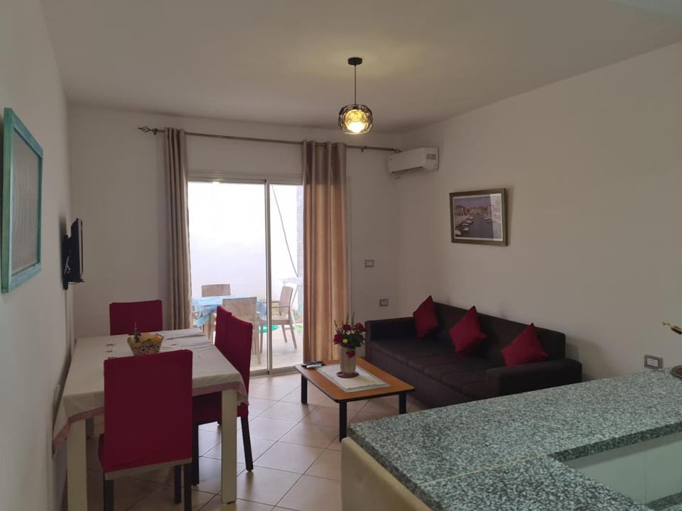 Bel appartement S plus 1, Résidence Aicha avec piscine Apartment in Tunisia