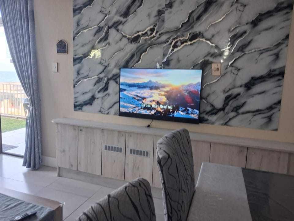 Ocean Breeze 12 Boulder Bay Apartment in Dolphin Coast