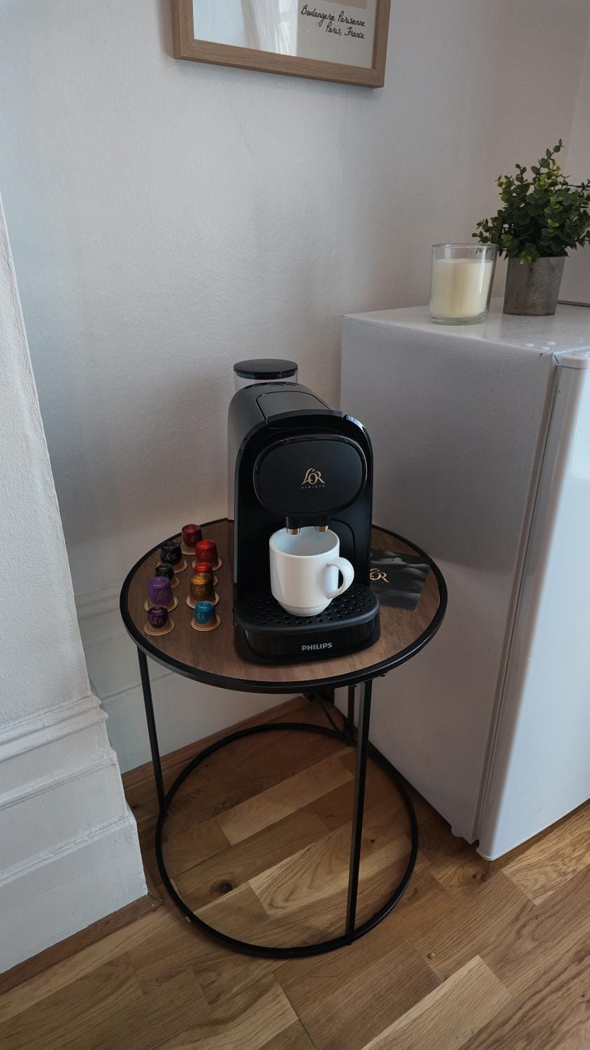 Modern 1-Bed South Bank, 4-Min Walk to Waterloo Apartment in London Borough of Southwark