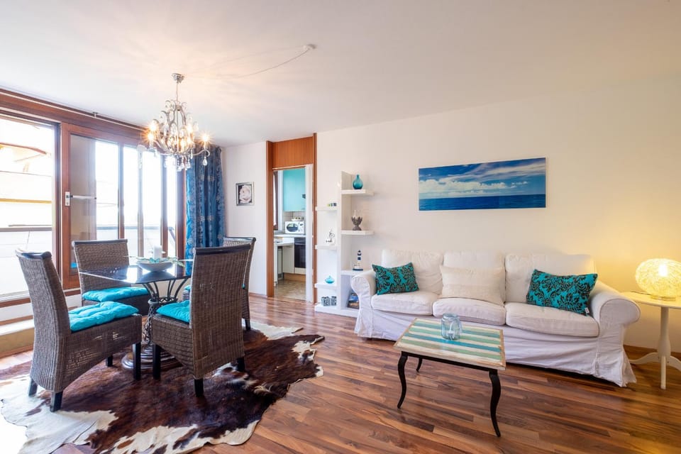 Balcony/Terrace, Living room, Seating area