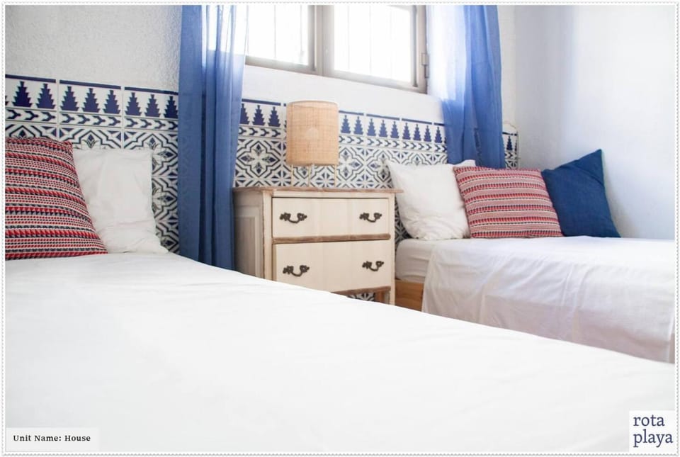 Charming Home Near Santa María del Mar Apartment in Rota