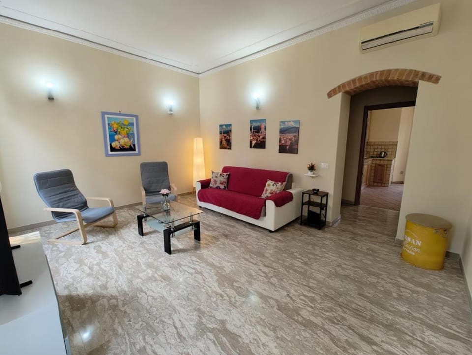 TV and multimedia, Living room, Seating area, internet