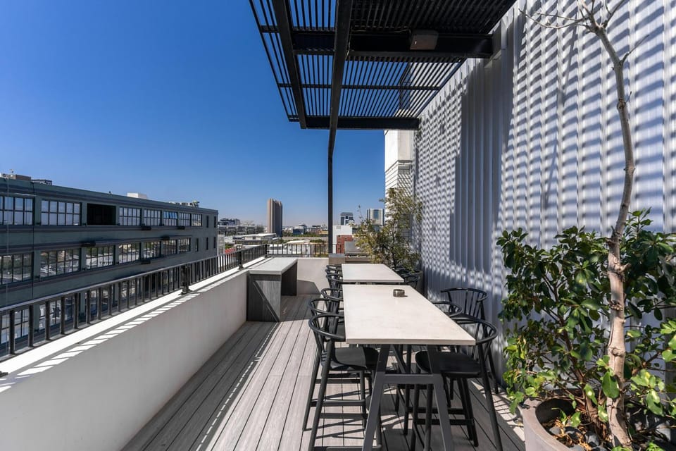 Newly renovated City apartment Apartment in Cape Town