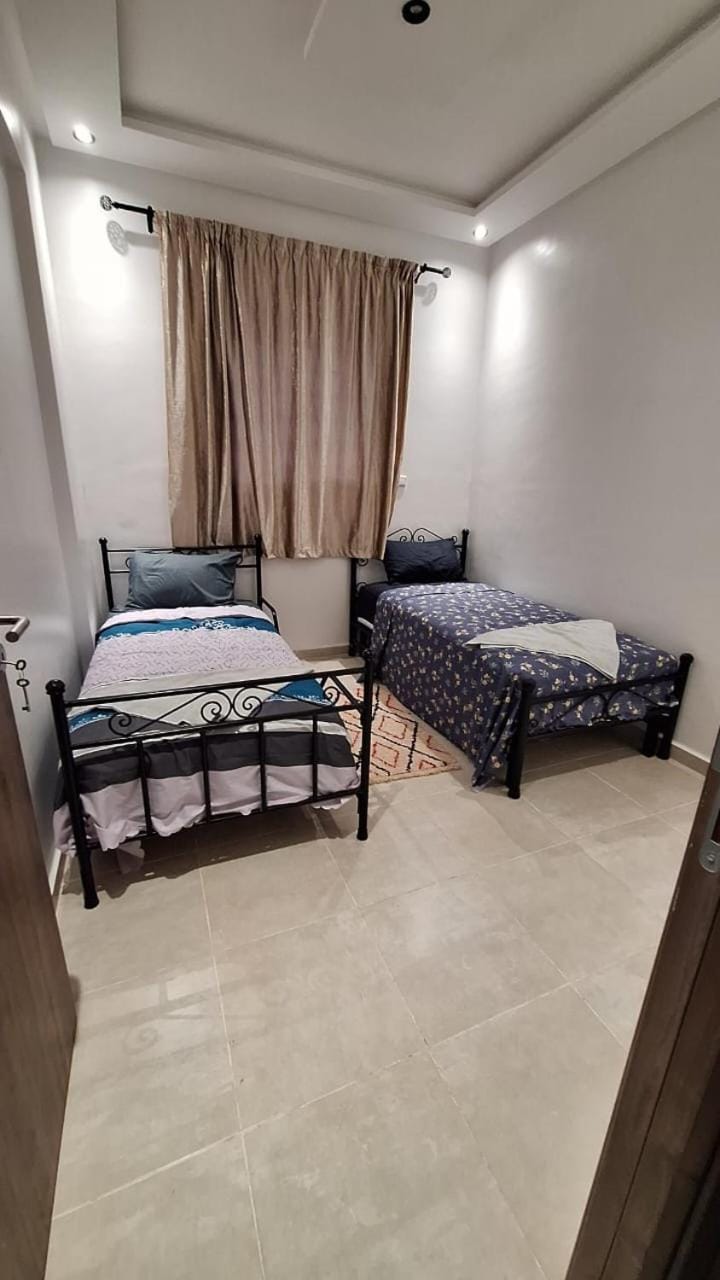Spacious Apartment with AC & Fast WiFi 5 Guests Apartment in Marrakesh