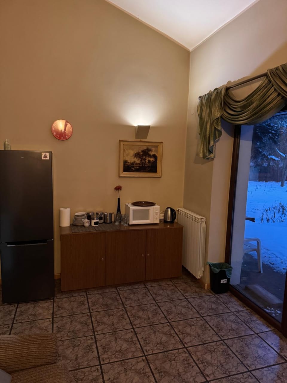 Kitchen or kitchenette