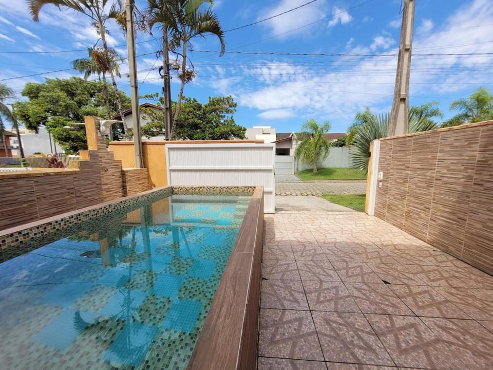 Lar no Atami com piscina aquecida House in State of Paraná