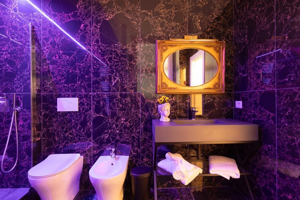 Toilet, Bathroom, Breakfast