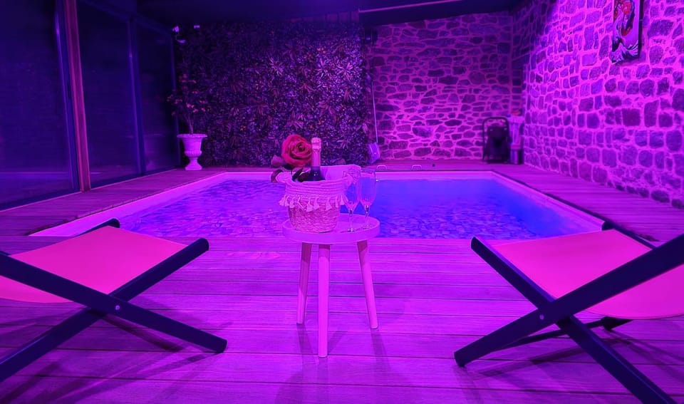 Jacuzzi XXL avec Charme et Caractères de campagne House in Brittany