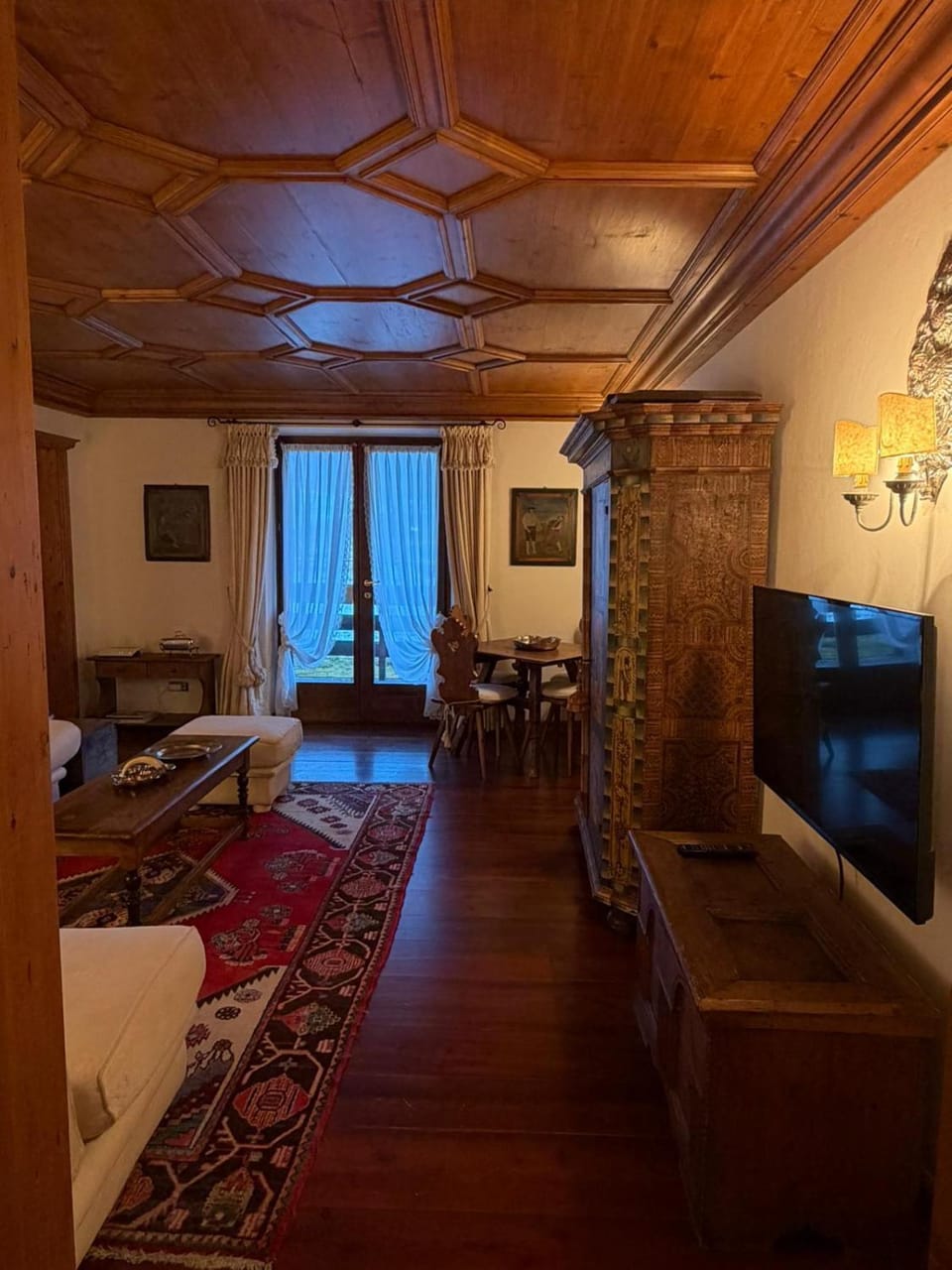 TV and multimedia, Living room