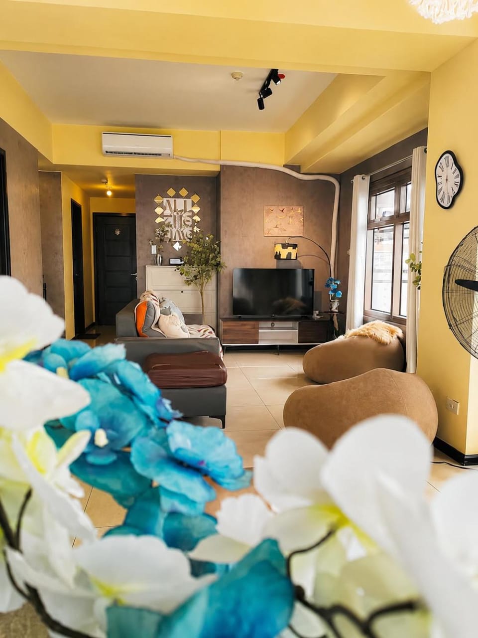 The Grand Lower Penthouse 2 Bedrooms, 3 Baths Apartment hotel in Pasay