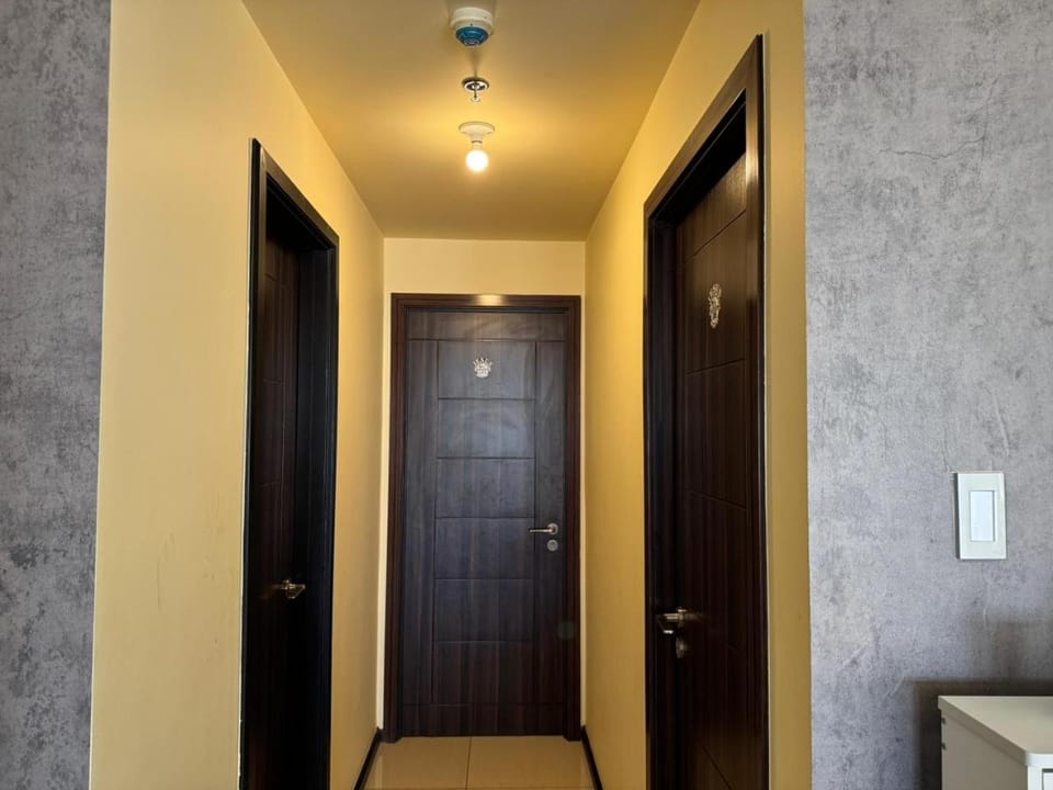 The Grand Lower Penthouse 2 Bedrooms, 3 Baths Apartment hotel in Pasay