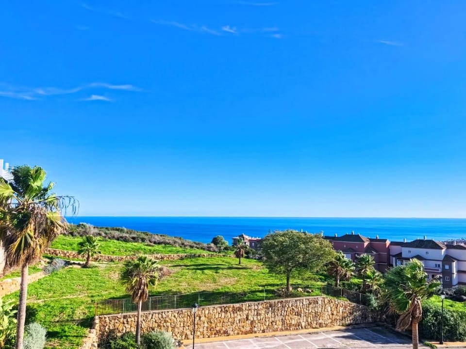 NEW Duplex Penthouse, Spectacular Ocean View Apartment in Costa del Sol