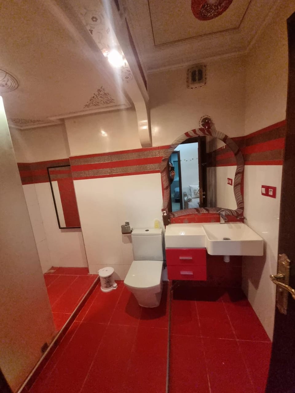 Toilet, Bathroom
