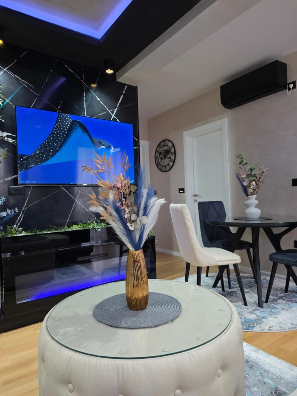 APARTMAN POSEJDON DELUXE- EXCLUSIVe Apartment in Serbia