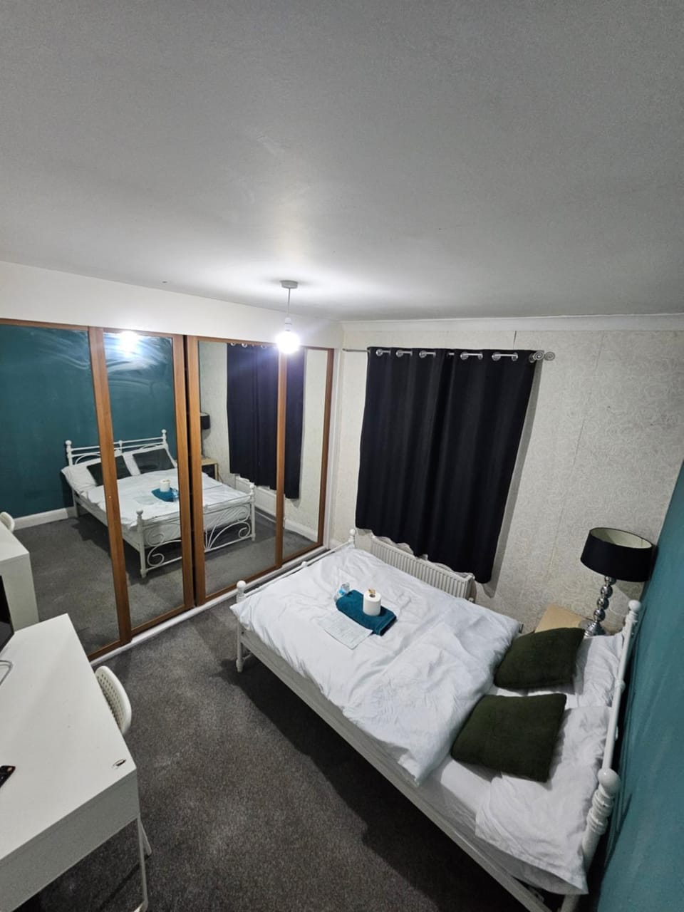 Stylish Guest House in heart of Dartford Central Bed and Breakfast in Dartford