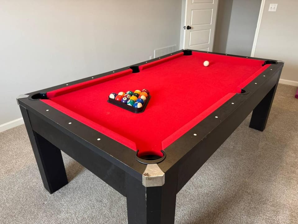 3BR w/ Pool Table & Ping Pong - Near Snowden House in Southaven